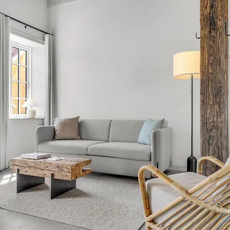 1 Bedroom Lovely In